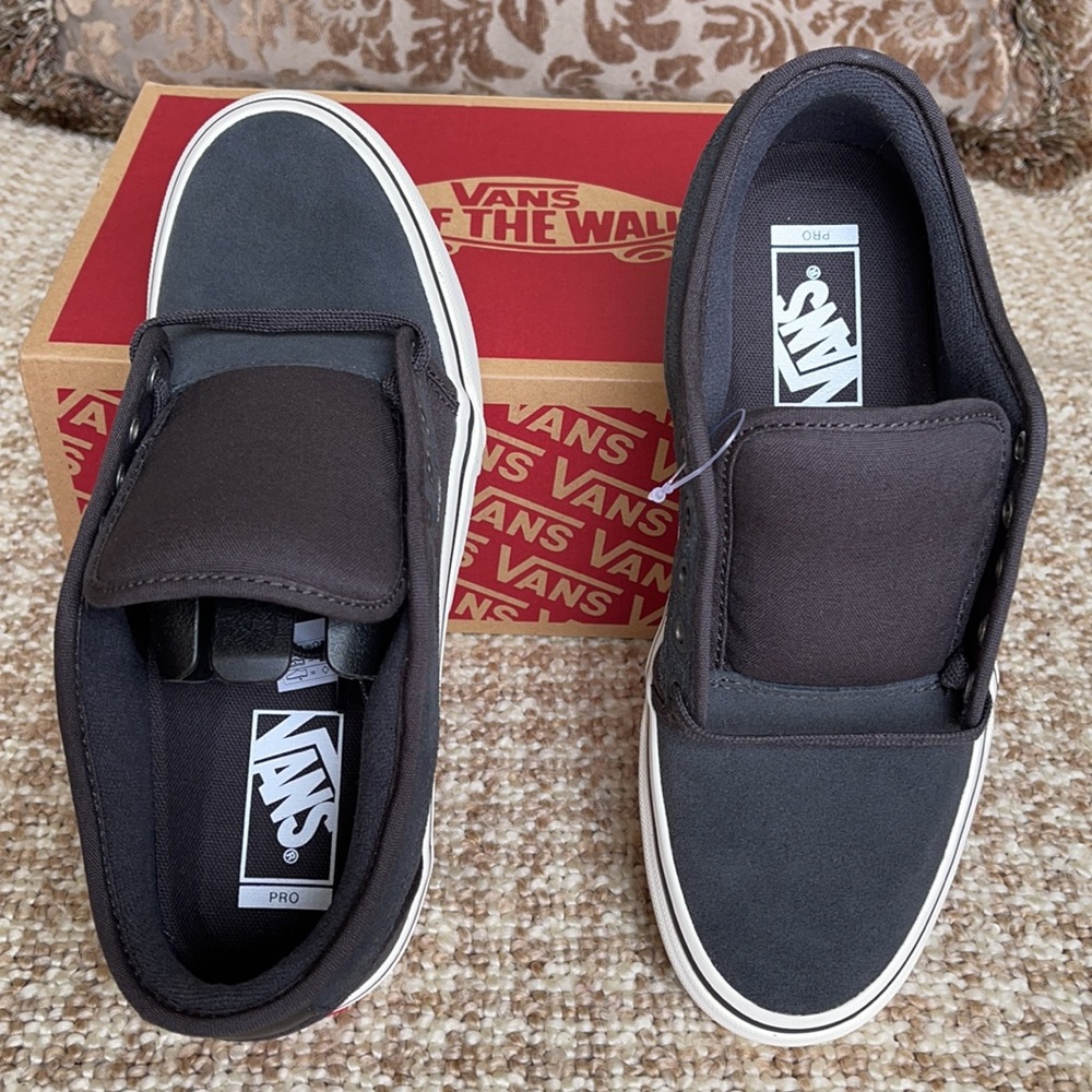 Vans Chukka Low Raven/Marshmallow Men’s - Picture 9 of 16